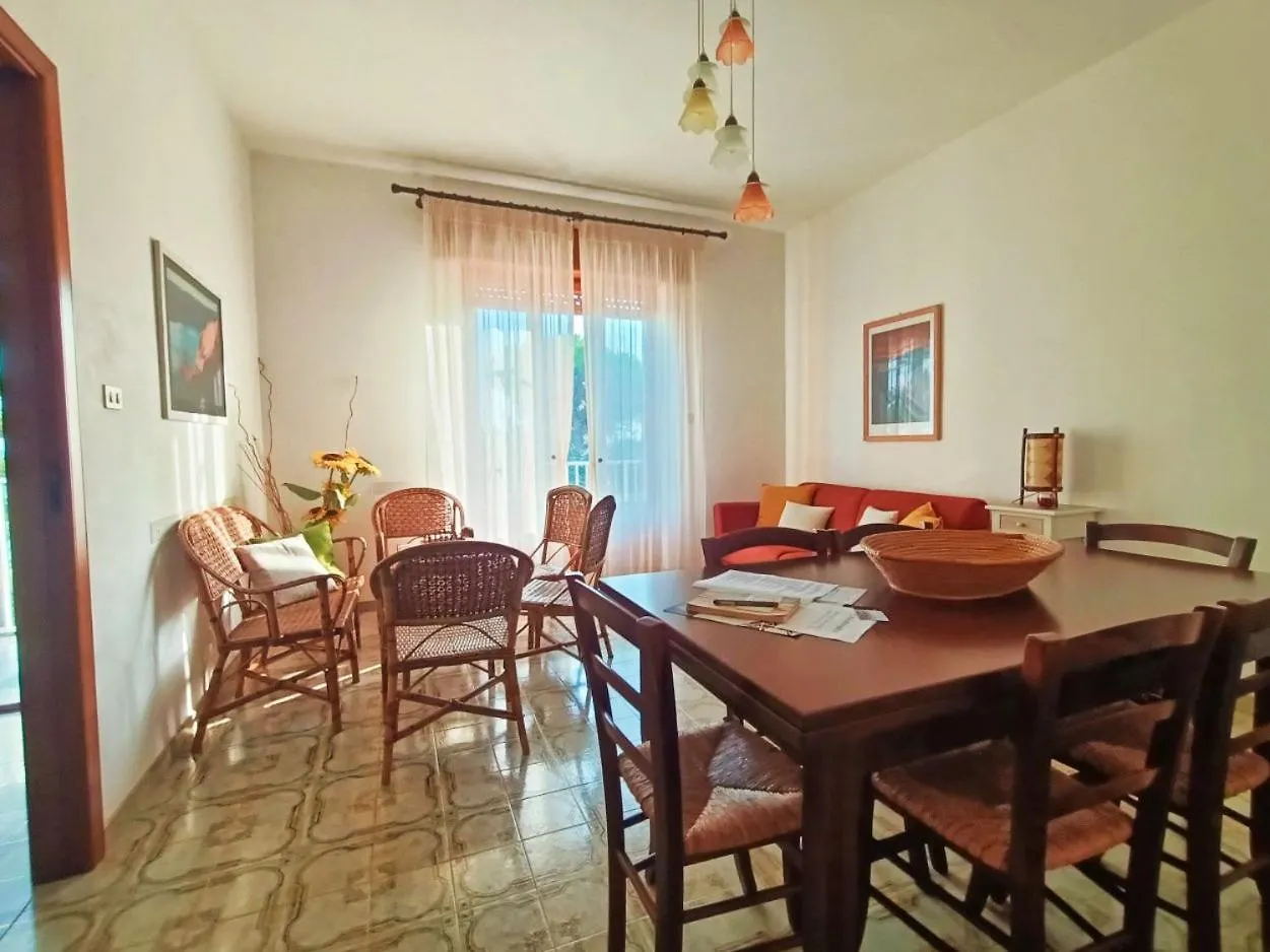 Holiday home Casa Panarea - Villetta Indipendente Sul Mare Marina di Modica