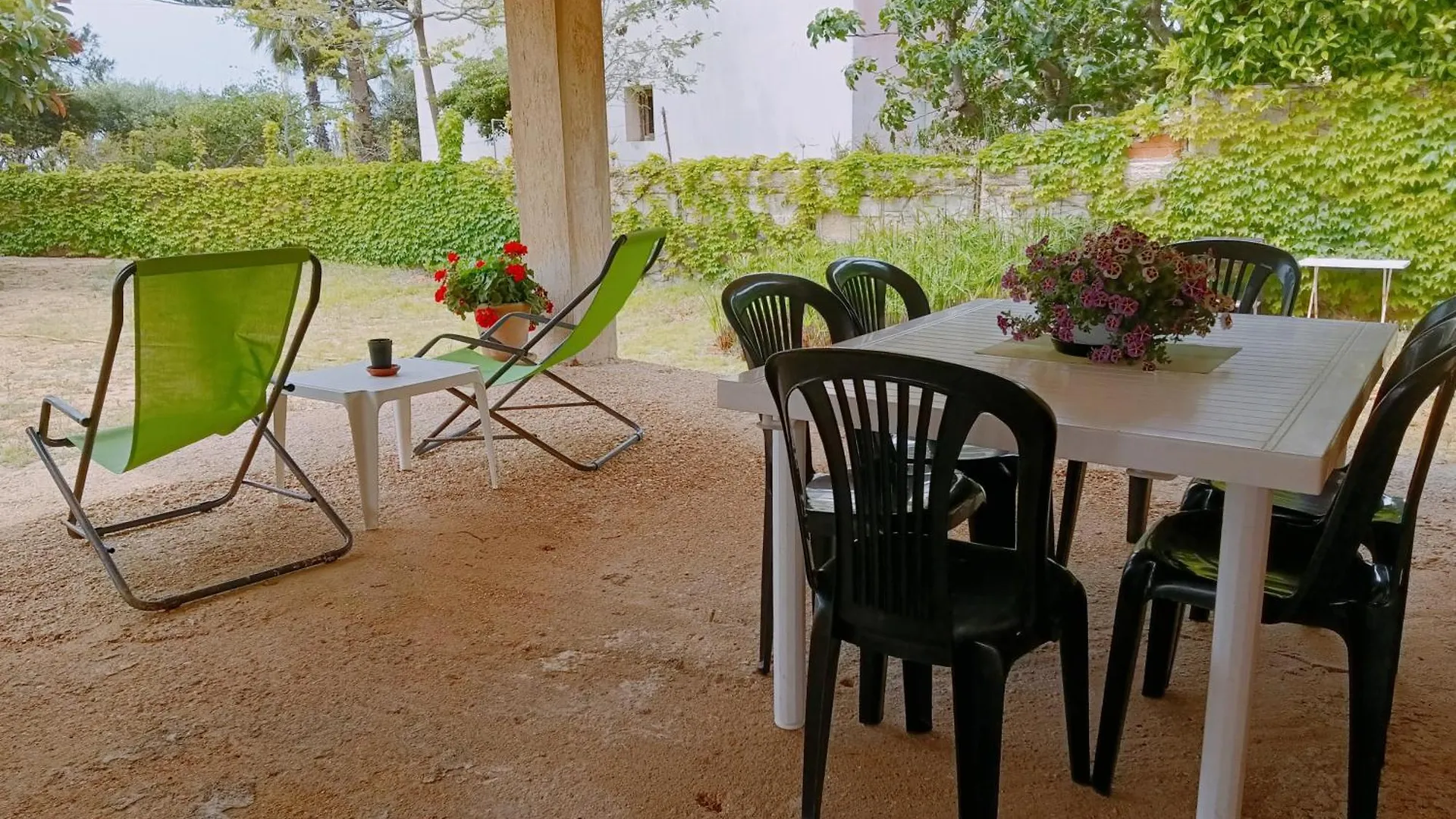 Casa vacanze Casa Panarea - Villetta indipendente sul mare Marina di Modica Italia