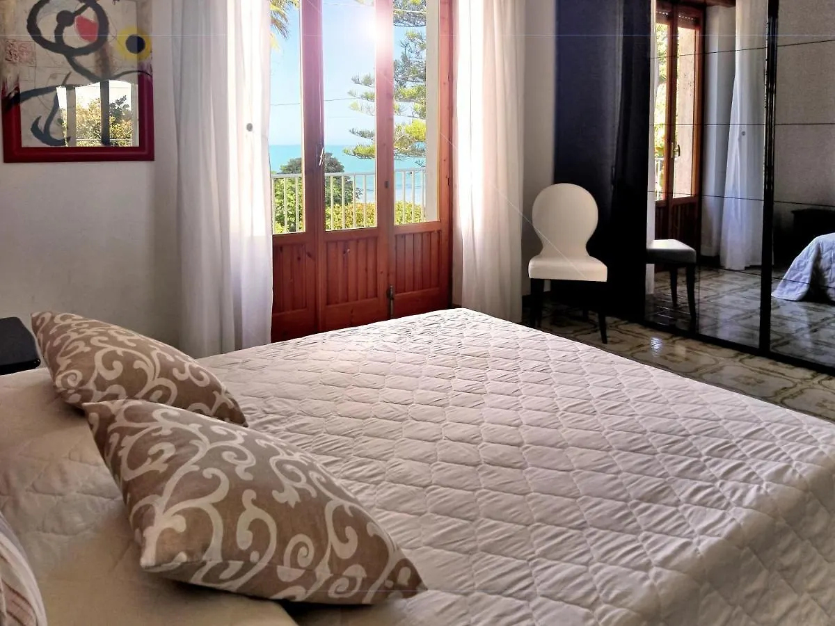 Casa Panarea - Villetta indipendente sul mare Marina di Modica Casa vacanze