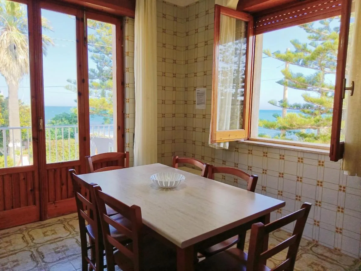 Casa Panarea - Villetta indipendente sul mare Marina di Modica 0*,