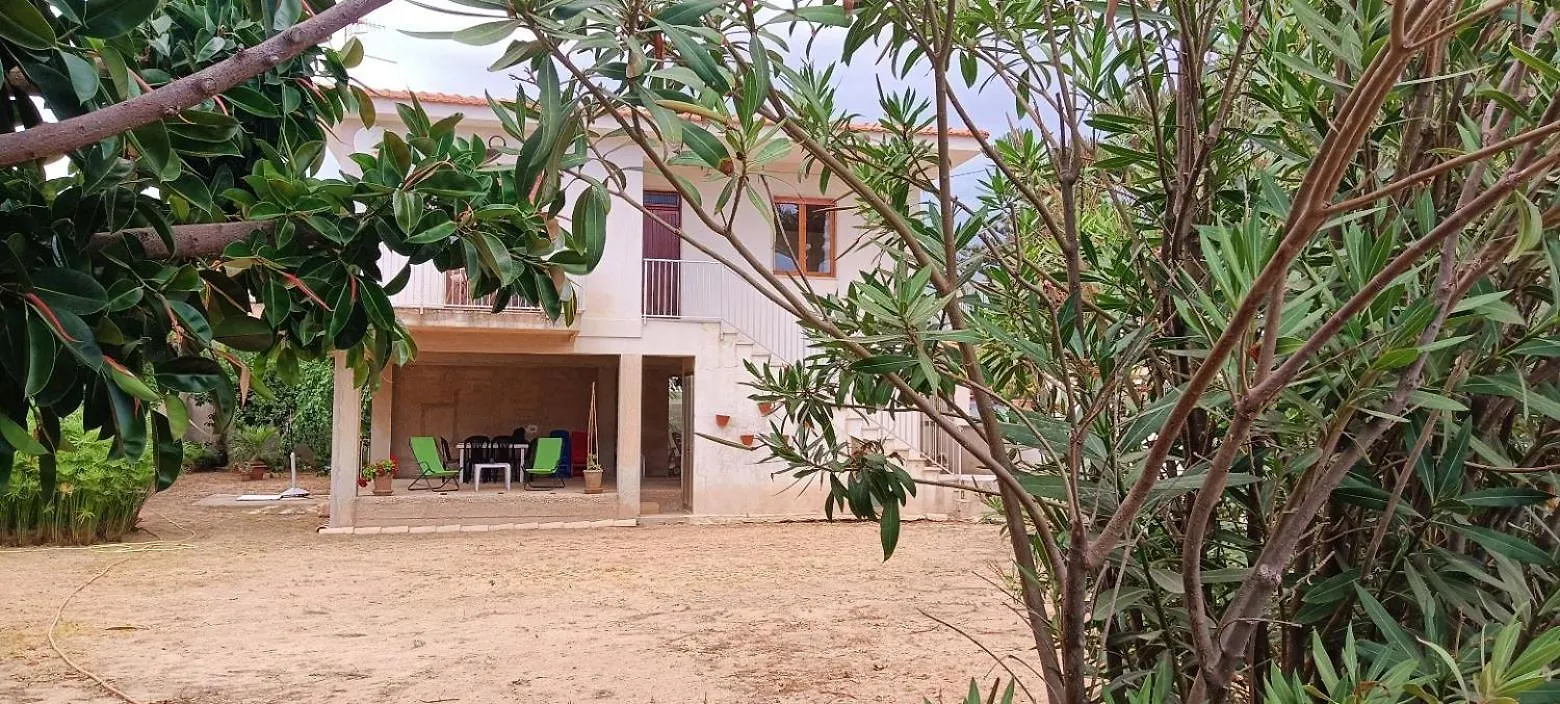 Casa vacanze Casa Panarea - Villetta indipendente sul mare Marina di Modica